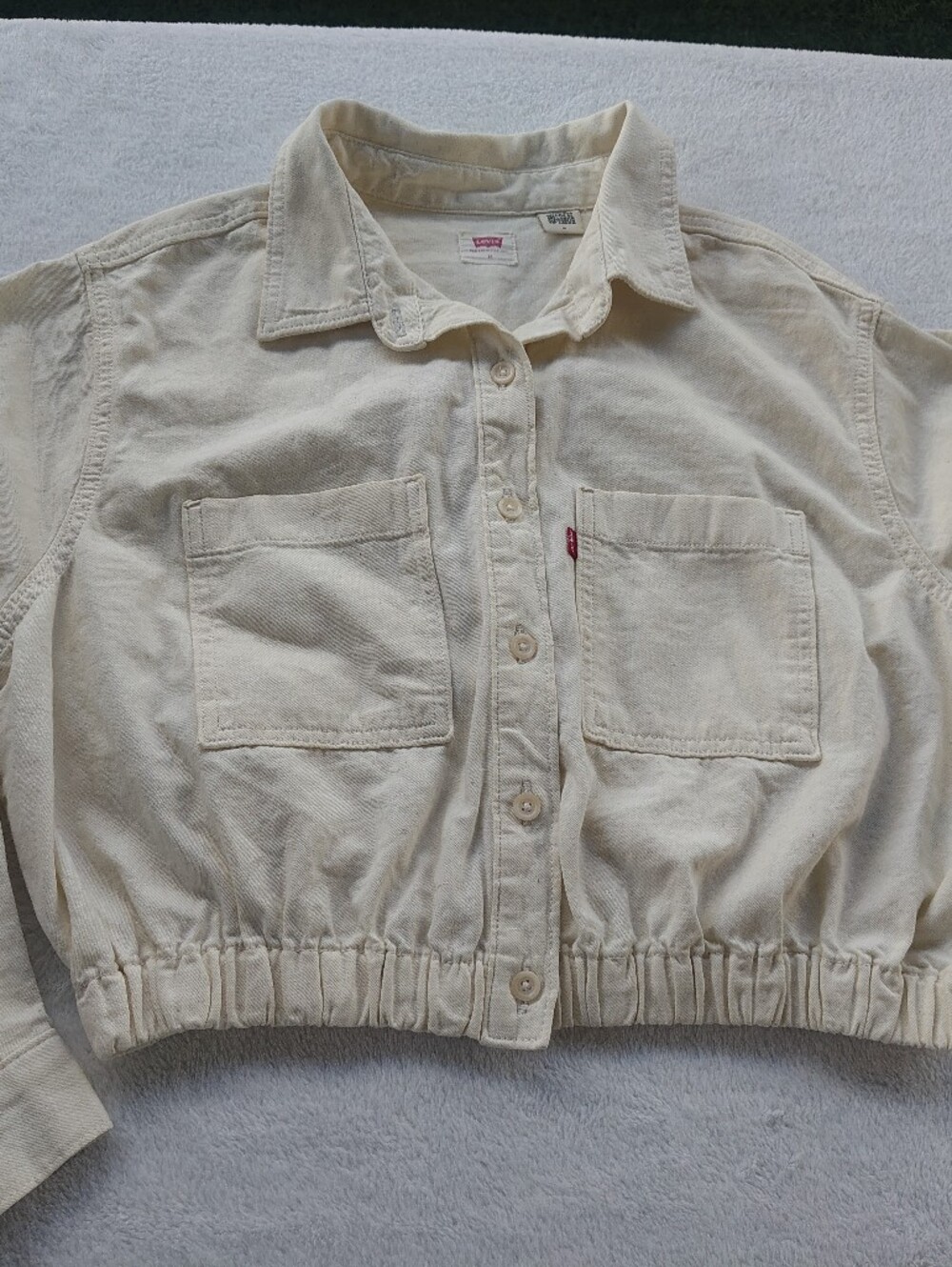 Levi's Women's Cream Cropped Button-Front Jacket